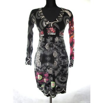   DESIGUAL NAGYON SZÉP RUGALMAS NŐI (M) SZÜRKE-FEKETE GYÖNYÖRŰ RUHA