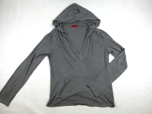 HUGO BOSS NŐI (M) SÖTÉTSZÜRKE HOSSZÚ UJJÚ RUGALMAS KAPUCNIS PULÓVER