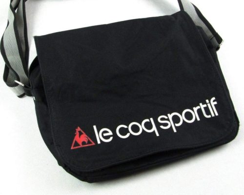 LE COQ SPORTIF FÉRFI FEKETE OLDALTÁSKA / VÁLLTÁSKA (40x33cm)