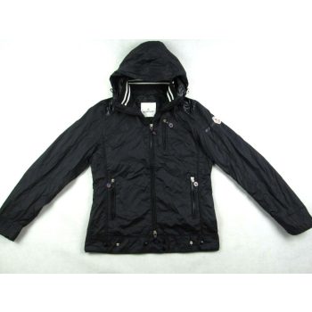   MONCLER SPORTOS ELEGÁNS NŐI (S) FEKETE ÁTMENETI KABÁT / SZÉLDZSEKI