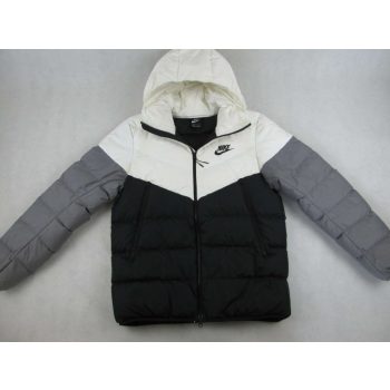   NIKE FÉRFI (L) FEKETE-TÖRTFEHÉR BÉLELT STEPPELT PEHELYKABÁT / TÉLIKABÁT
