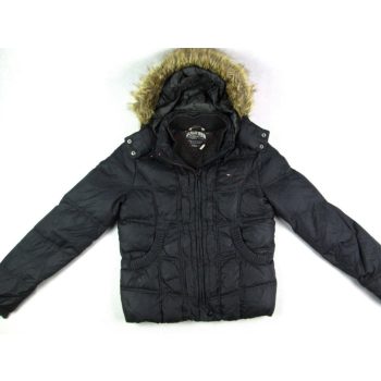   TOMMY HILFIGER NŐI (M) FEKETE LEVEHETŐ KAPUCNIS BÉLELT KABÁT