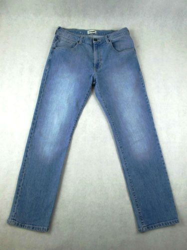 WRANGLER ARIZONA FÉRFI (W32 / L30) VILÁGOSKÉK ENYHÉN SZTRECCSES FARMER
